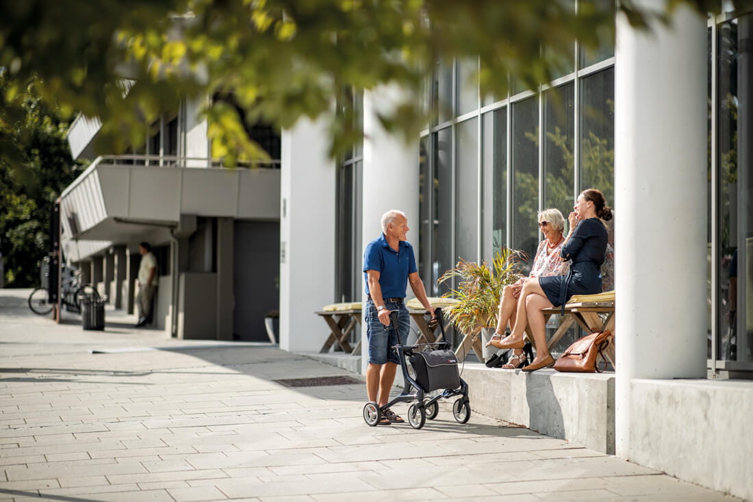 Leichtgewichtsrollator-Topro-Pegasus-2 Leichtgewichtrollator Carbon Topro Pegasus