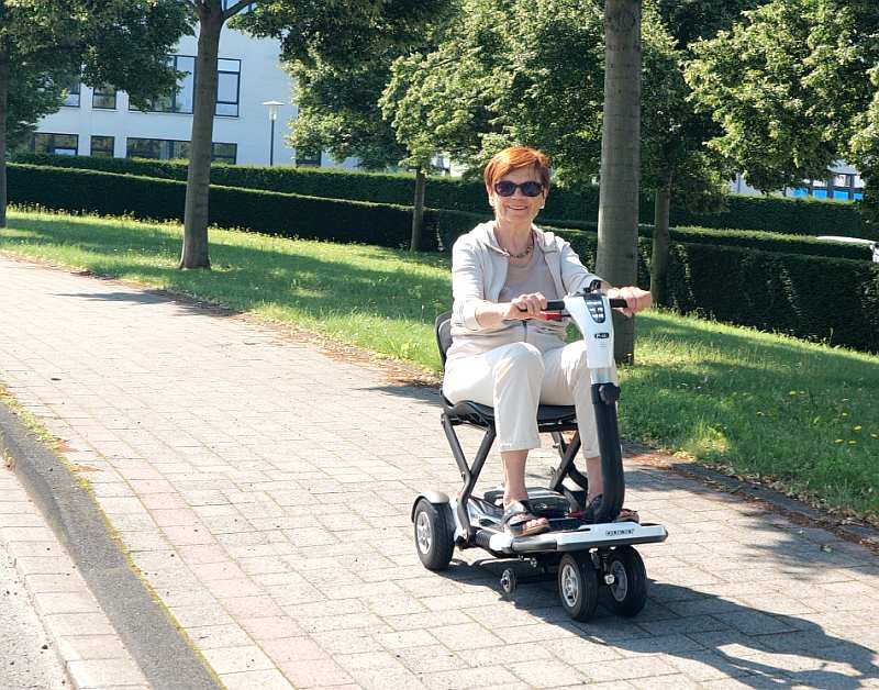 Elektromobil Pride Mobility Quest Vorführware