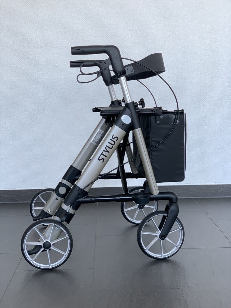 Leichtgewichtrollator Rehasense Stylus