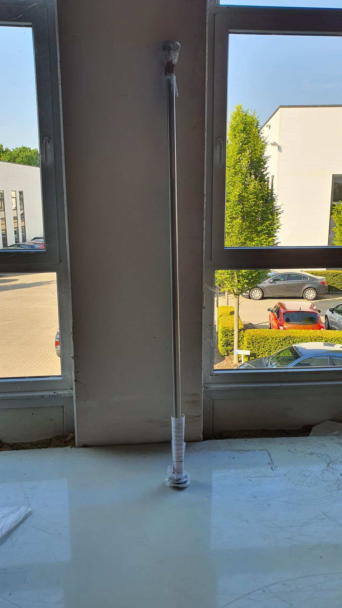 Boden- und Deckenstange Bodesta Vorführware