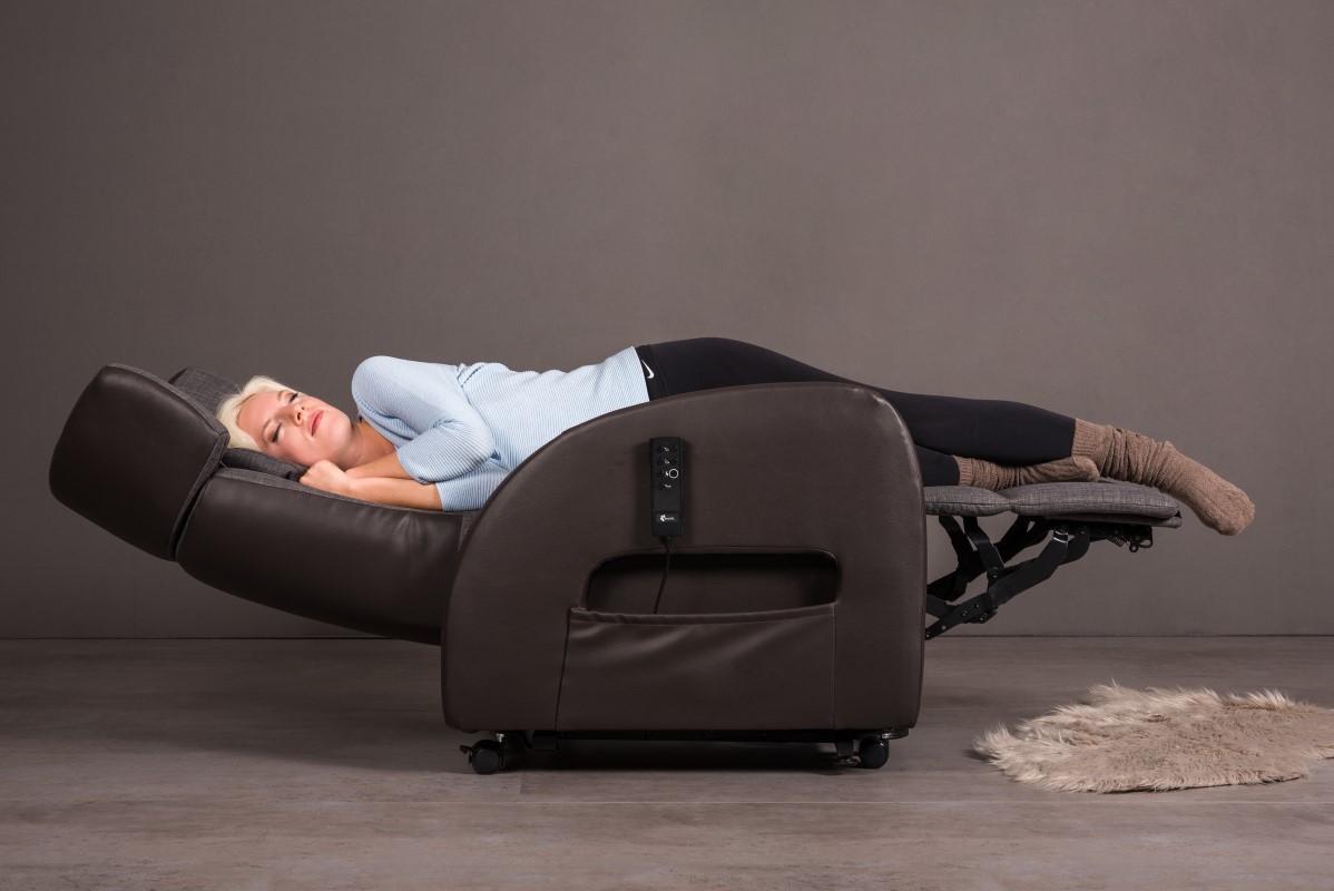 Ruhe- und Aufstehsessel SALJOL Club 2 Vorführware