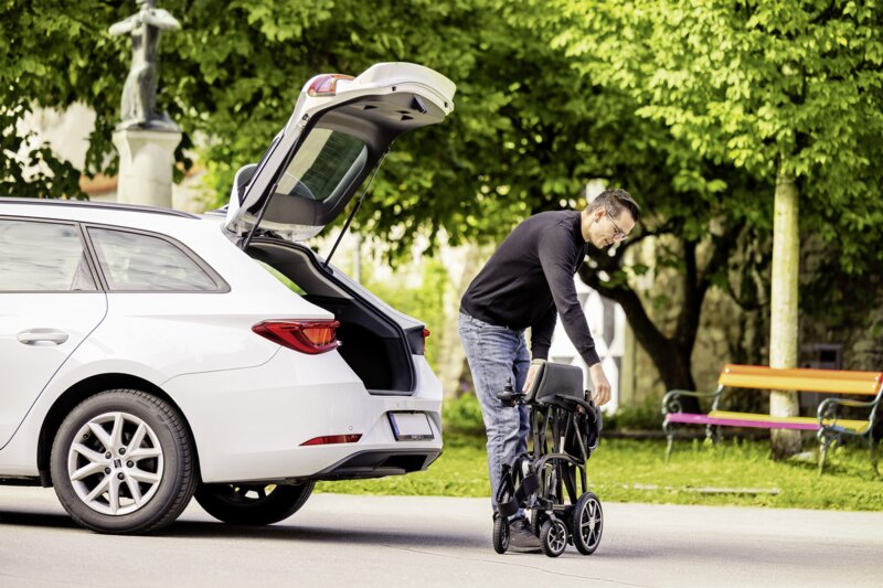 AeroCarbon, zusammengefaltet, Lifestylebild