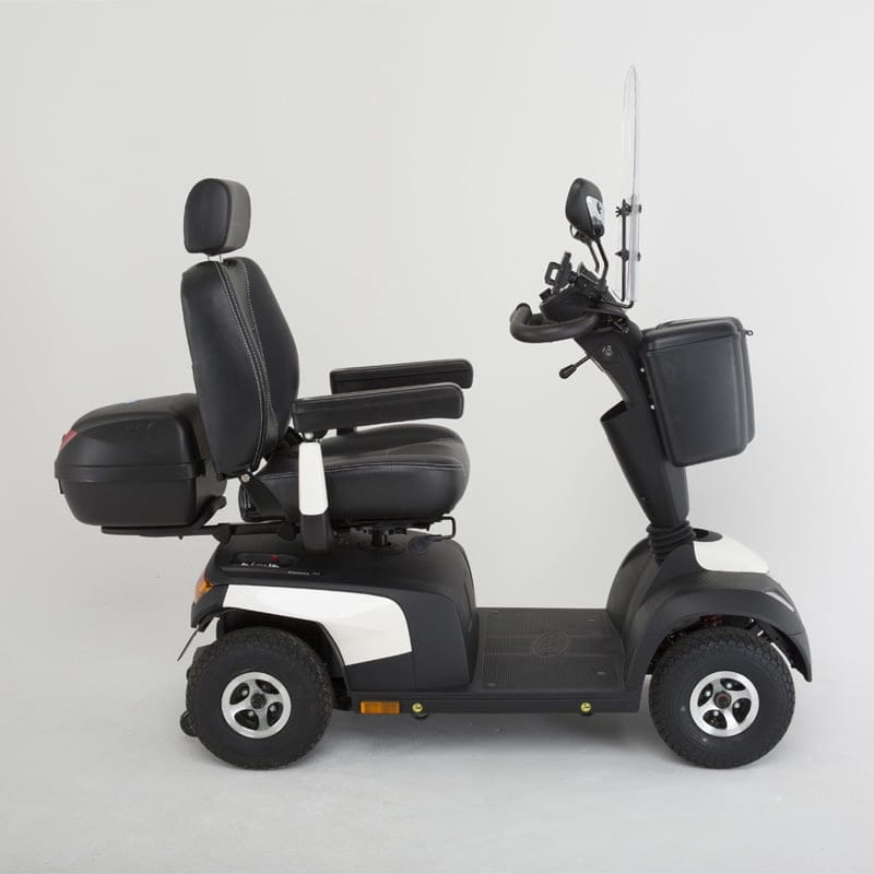 Elektromobil Invacare Comet Pro