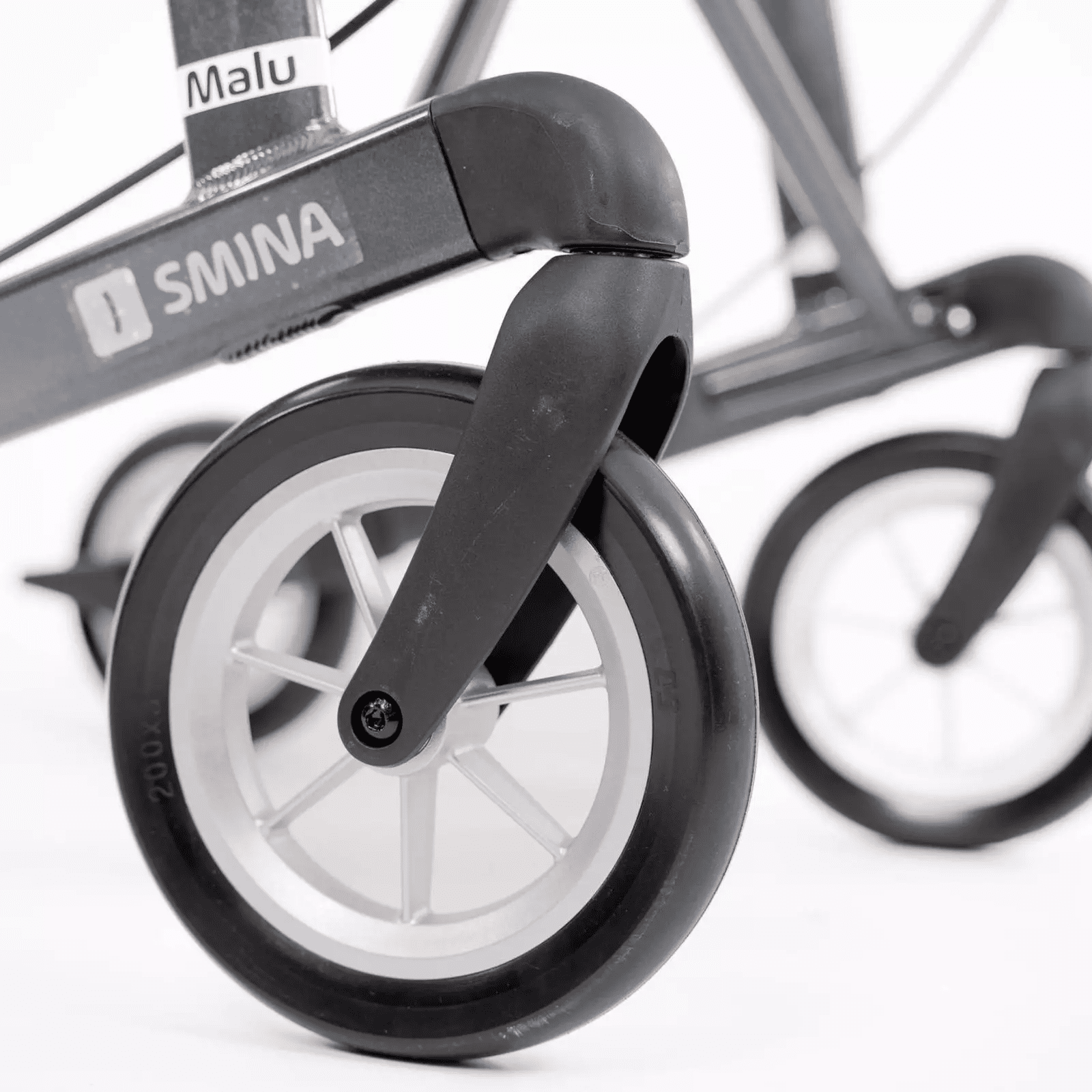 SminaMaluReifen SMINA Leichtgewichtrollator Malu
