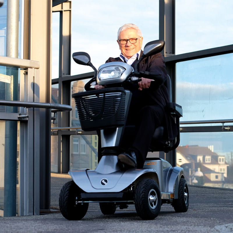 Elektromobil Sunrise Medical Sterling S400