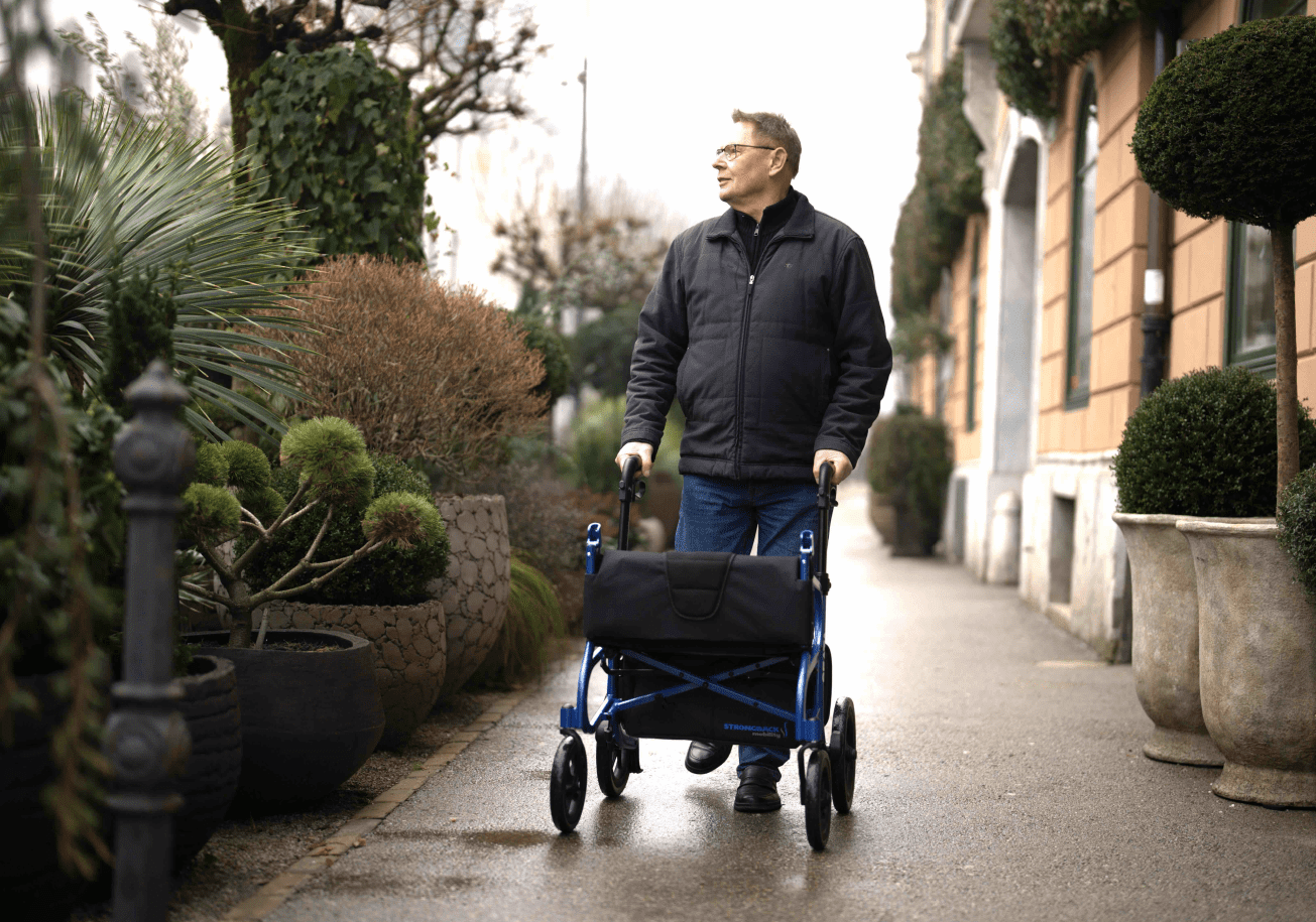 STRONGBACK Mobility Rollator SEATA